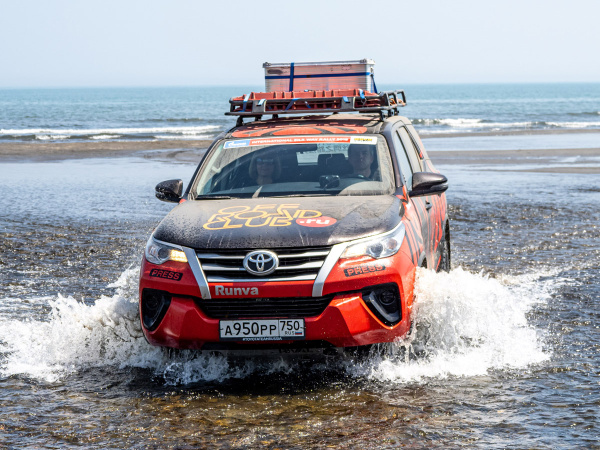 Багажник экспедиционный (корзина) РИФ 1200х2100 мм для Toyota Fortuner 2015+