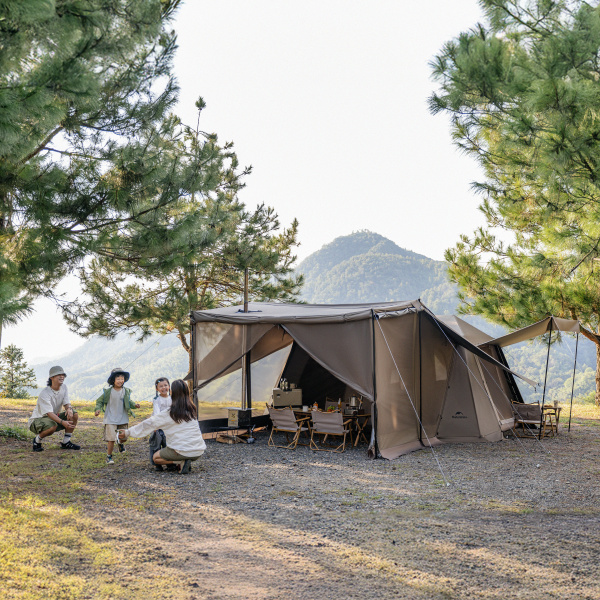 Палатка Naturehike Village 13 PRO автоматическая 5-8-местная, с верандой, темно-коричневая, блэкаут