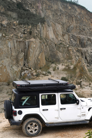 95 Маркиза автомобильная Wild Land веерная 2,4х2,2 м (правая)