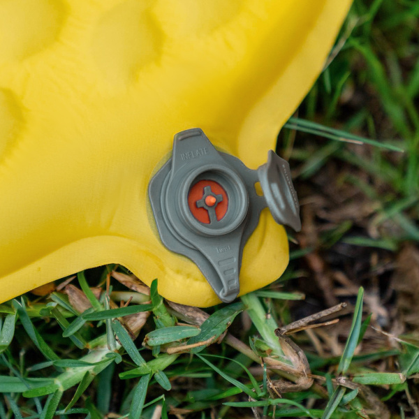 2 Коврик надувной Naturehike 183х53х3,5 см, овальный, желтый 2 Коврик надувной Naturehike 183х53х3,5 см, овальный, желтый