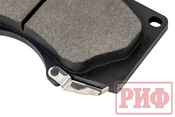 Колодки тормозные передние РИФ Toyota LC120,150, Hilux 2005+OEM 04465-35250, 04465-35290 ,Pajero 4 дизель 4605A472, 4605A481