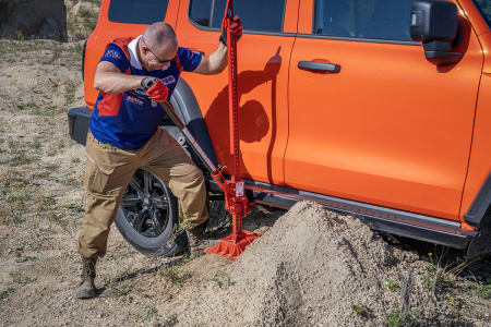 Пороги РИФ силовые TANK 300