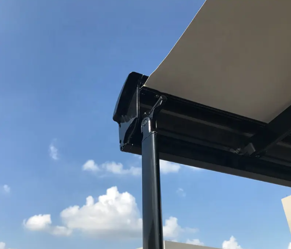 Маркиза автомобильная РИФ 3,0х2,5 м кассетная с электроприводом, корпус черный.