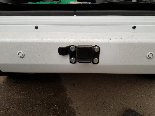 Калитка РИФ с квадратом под фаркоп в штатный задний бампер УАЗ Патриот