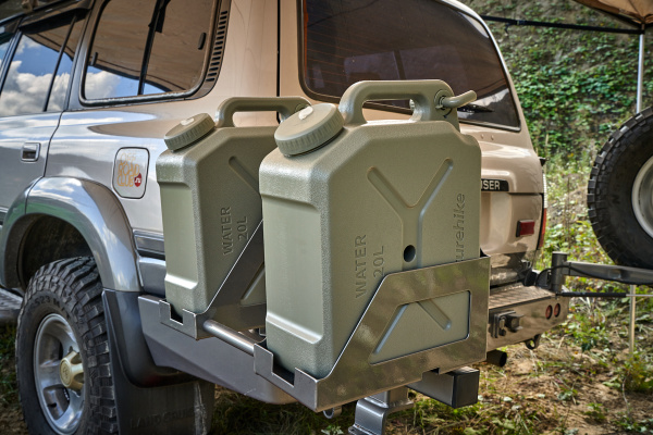 Кронштейн под канистры на калитку РИФ