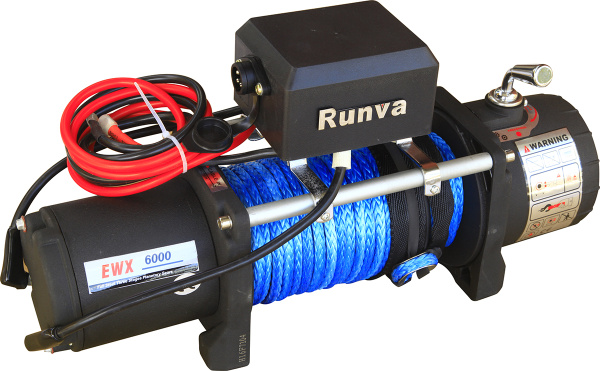 Лебёдка электрическая 12V Runva 6000 lbs 2500 кг (кевлар) Лебёдка электрическая 12V Runva 6000 lbs 2500 кг (кевлар)