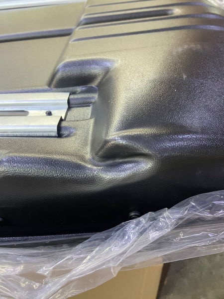 2 Бокс автомобильный на крышу Pentair COBRA 390L черный глянец, двусторонний (уценка) 2 Бокс автомобильный на крышу Pentair COBRA 390L черный глянец, двусторонний (уценка)