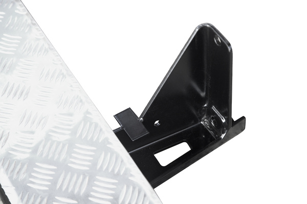 Пороги РИФ силовые VW Amarok до 2012 лифт 40 мм