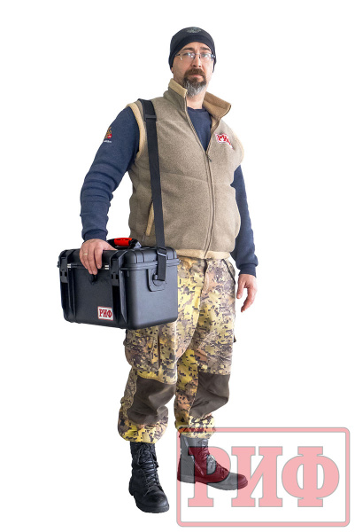 Лебёдка переносная РИФ 2500ASR c малой площадкой и проводами, синтетический трос (в защитном кейсе) Лебёдка переносная РИФ 2500ASR c малой площадкой и проводами, синтетический трос (в защитном кейсе)