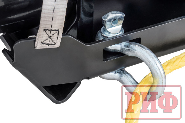 Лебёдка переносная РИФ 9500SR c квадратом для фаркопа, синтетический трос (облегченная)