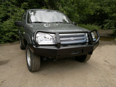 Бампер РИФ силовой передний Chevrolet Niva с защитной дугой