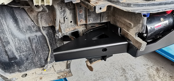 Площадка РИФ под лебёдку в штатный бампер Nissan Patrol Y62 2010+